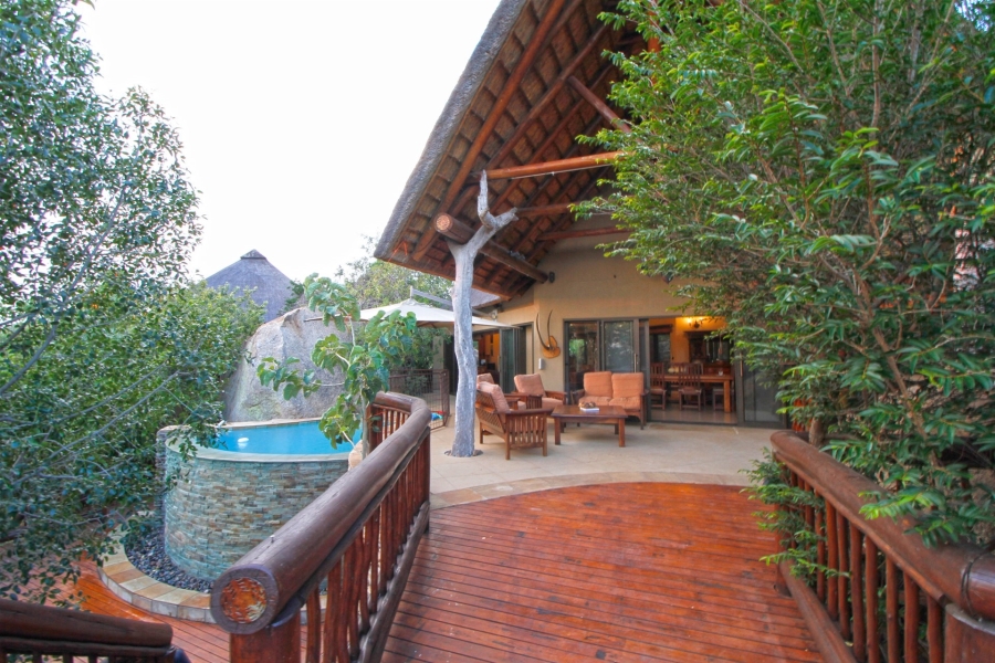 5 Bedroom Property for Sale in Leopard Rock Nature Reserve Limpopo
