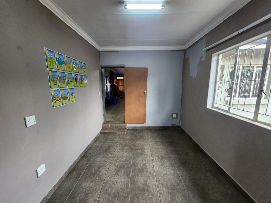 To Let 7 Bedroom Property for Rent in Hospitaalpark Limpopo