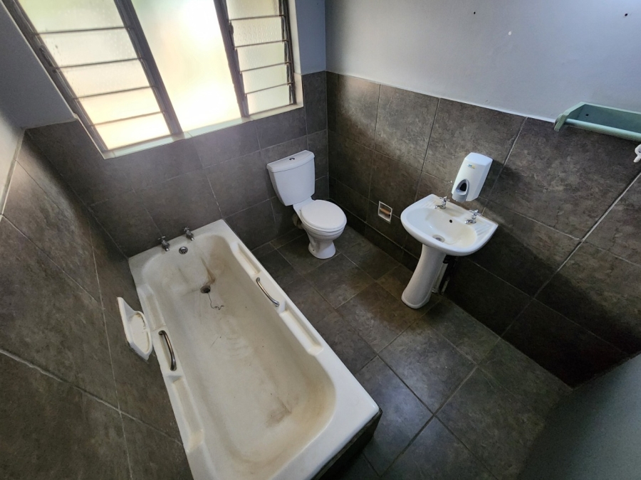To Let 7 Bedroom Property for Rent in Hospitaalpark Limpopo