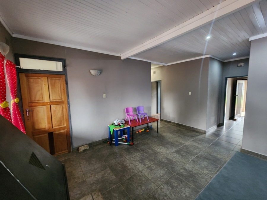 To Let 7 Bedroom Property for Rent in Hospitaalpark Limpopo