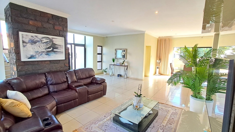 To Let 5 Bedroom Property for Rent in Bendor Limpopo