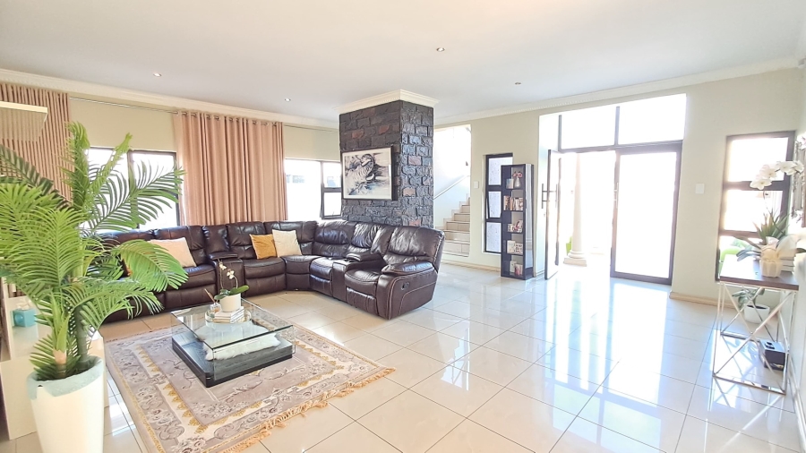 To Let 5 Bedroom Property for Rent in Bendor Limpopo