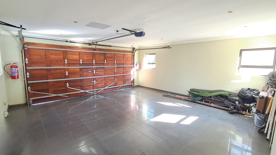 To Let 5 Bedroom Property for Rent in Bendor Limpopo