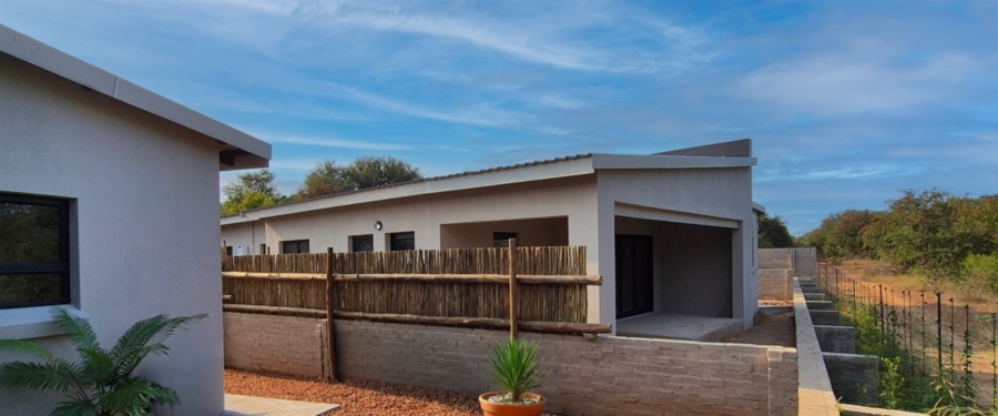 2 Bedroom Property for Sale in Hoedspruit Limpopo