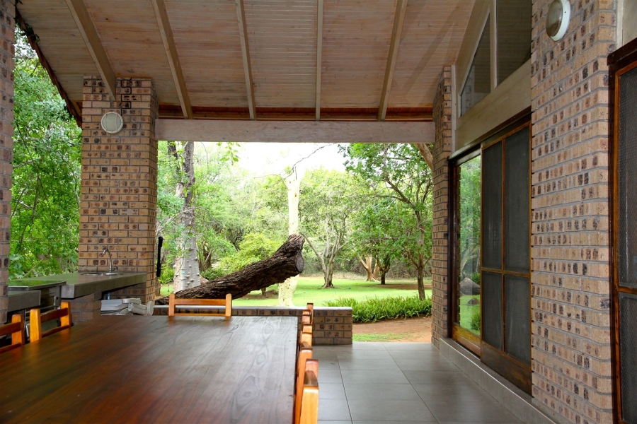 4 Bedroom Property for Sale in Ndlovumzi Limpopo