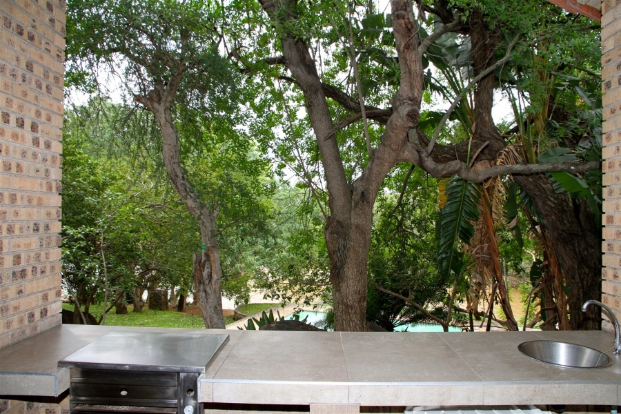 4 Bedroom Property for Sale in Ndlovumzi Limpopo