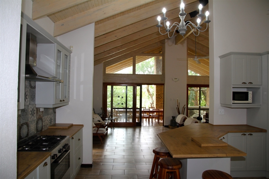 4 Bedroom Property for Sale in Ndlovumzi Limpopo