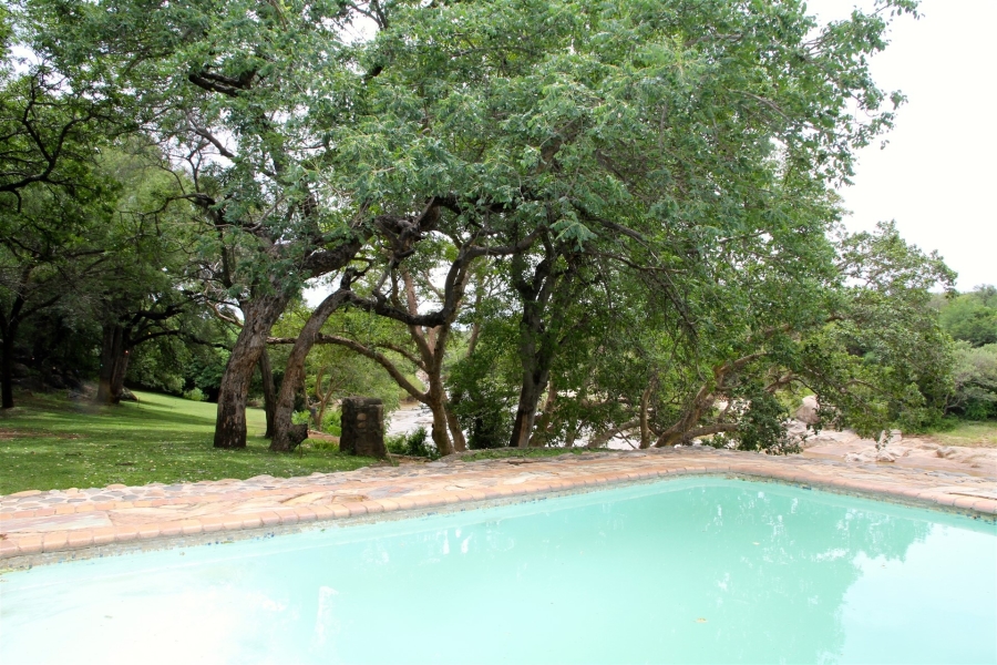4 Bedroom Property for Sale in Ndlovumzi Limpopo