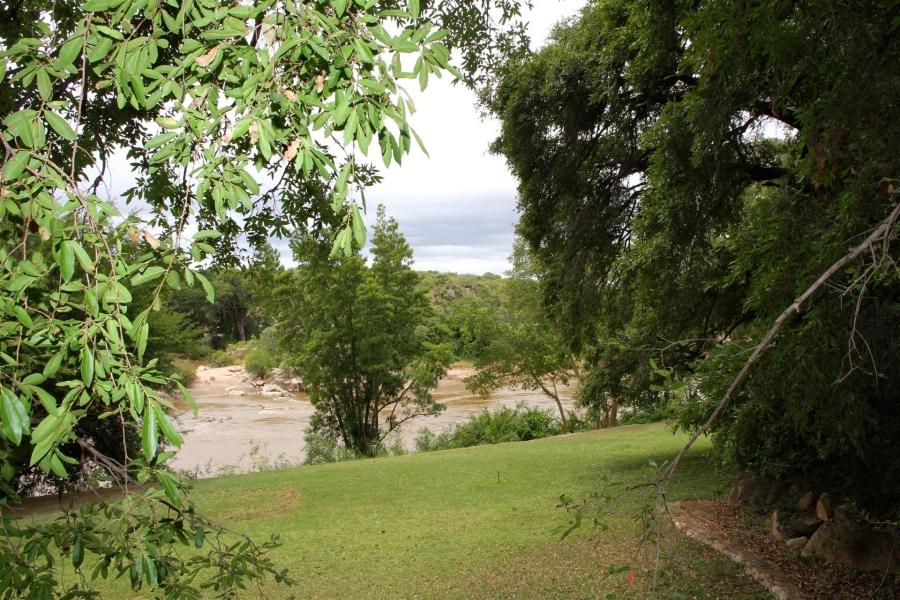 4 Bedroom Property for Sale in Ndlovumzi Limpopo