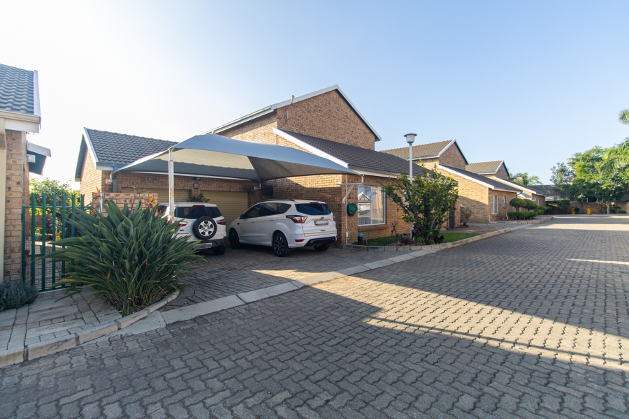 3 Bedroom Property for Sale in Bendor Limpopo