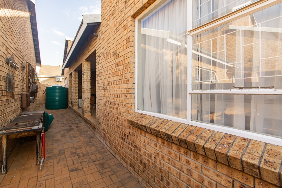 3 Bedroom Property for Sale in Bendor Limpopo