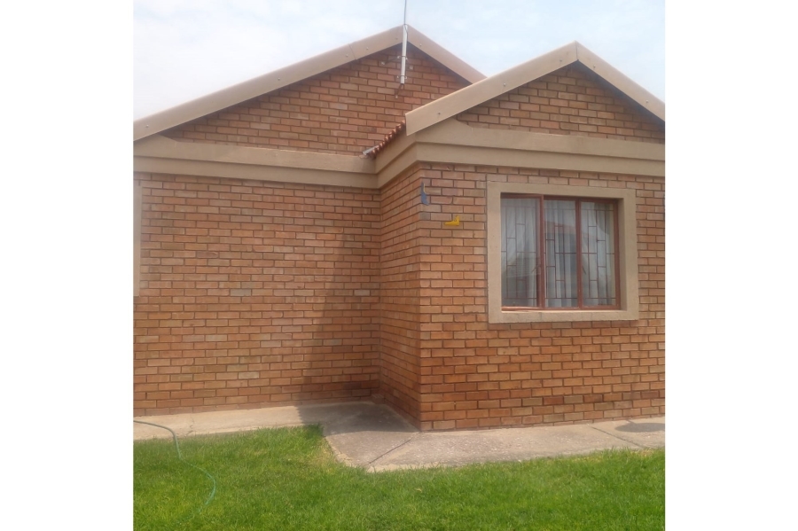 3 Bedroom Property for Sale in Rethabile Gardens Limpopo
