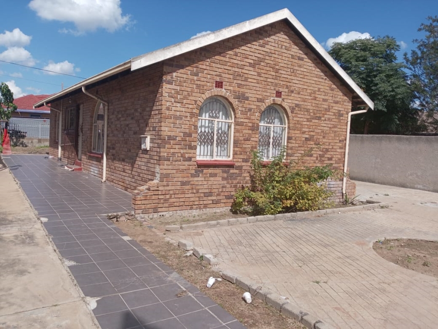 3 Bedroom Property for Sale in Seshego D Limpopo