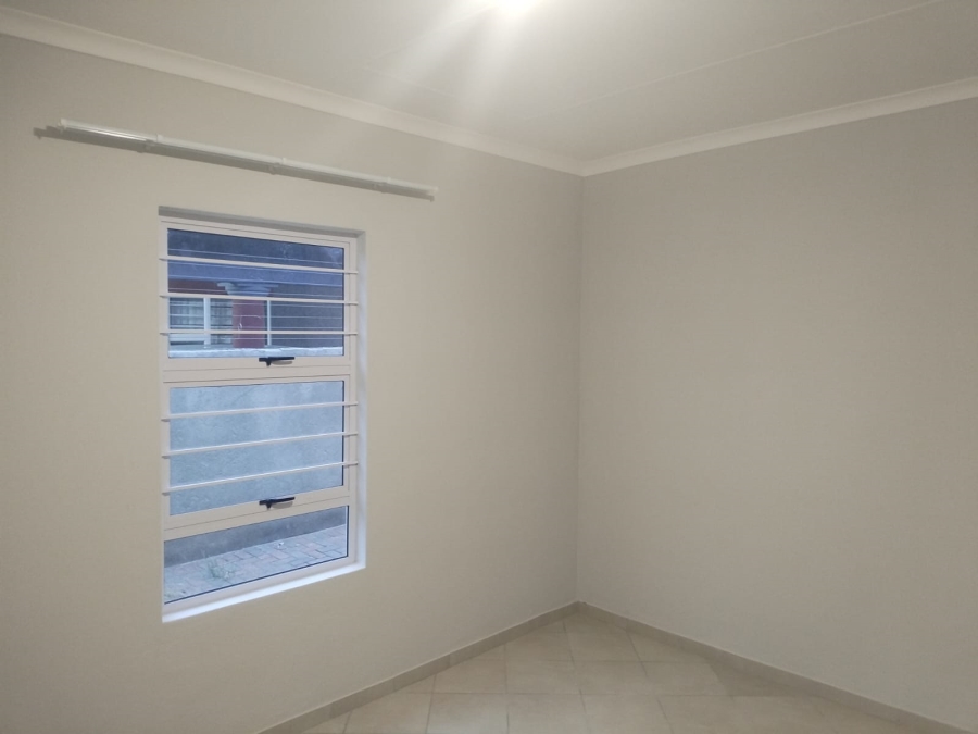 To Let 4 Bedroom Property for Rent in Southern Gateway Limpopo
