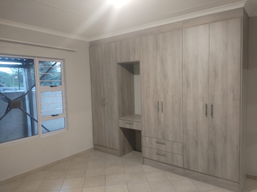 To Let 4 Bedroom Property for Rent in Southern Gateway Limpopo