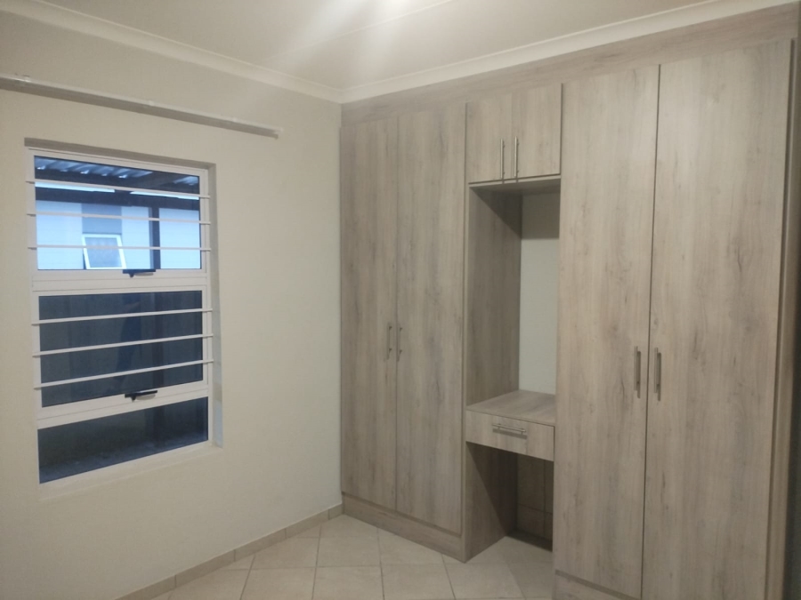 To Let 4 Bedroom Property for Rent in Southern Gateway Limpopo