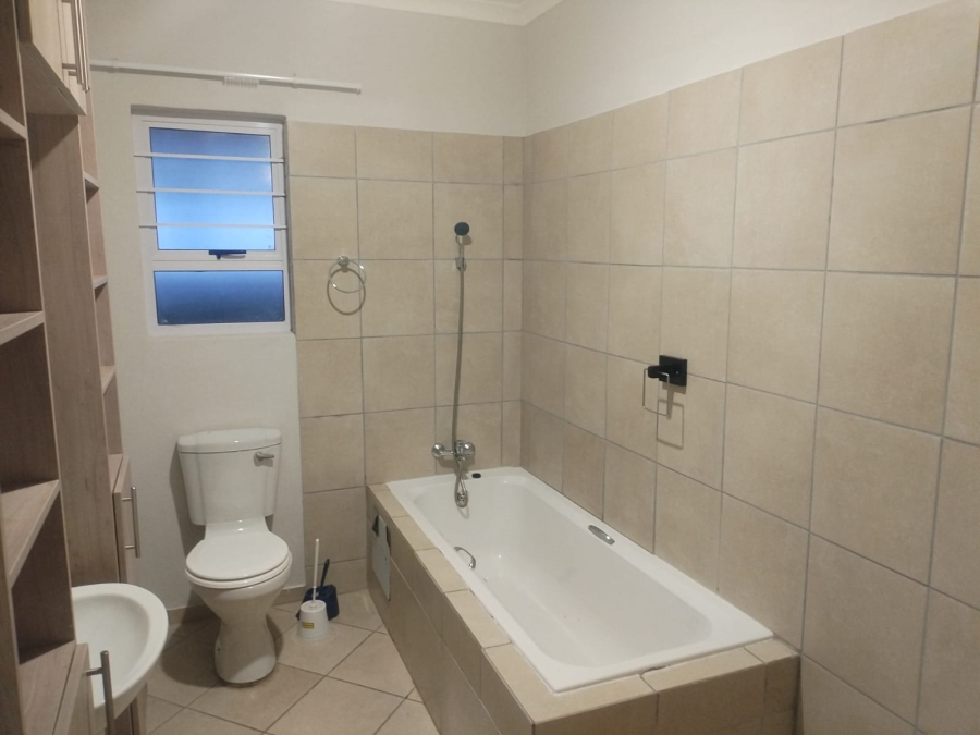 To Let 4 Bedroom Property for Rent in Southern Gateway Limpopo