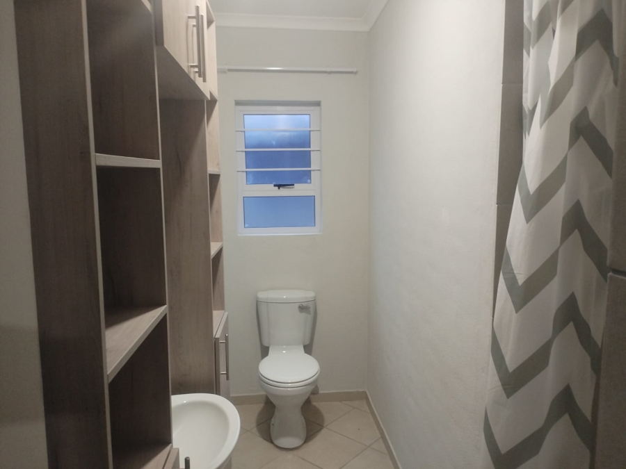 To Let 4 Bedroom Property for Rent in Southern Gateway Limpopo