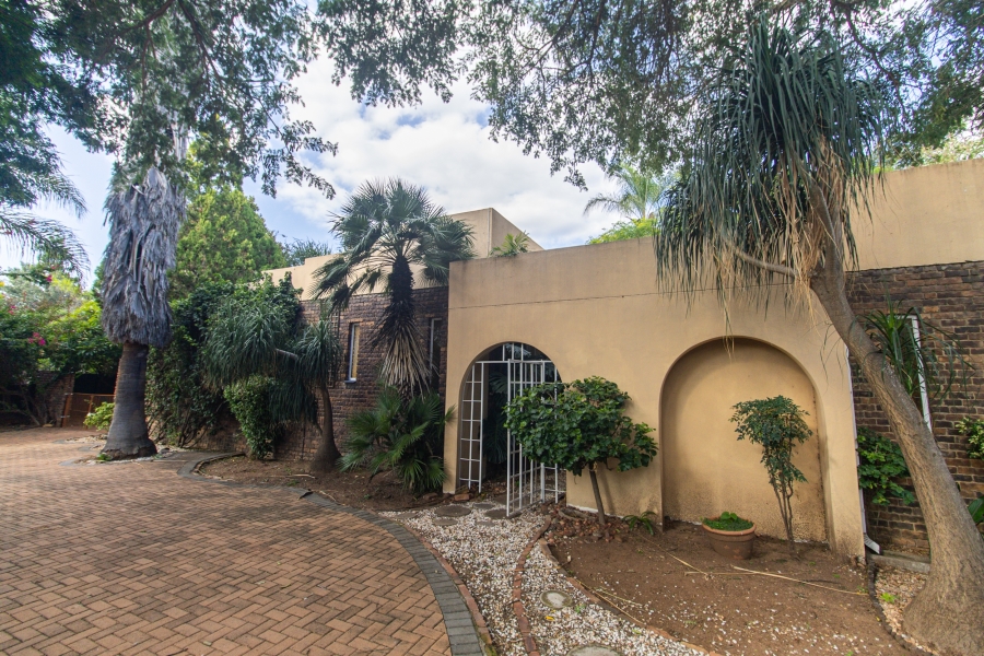 5 Bedroom Property for Sale in Bendor Limpopo