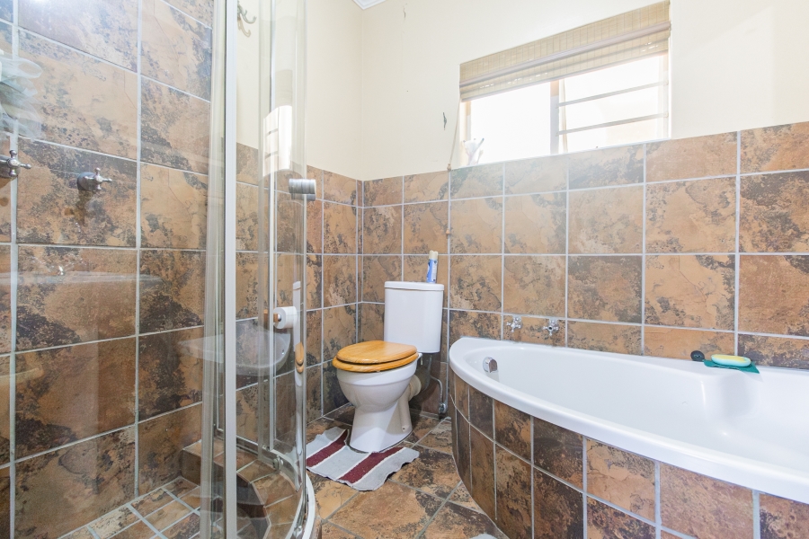 5 Bedroom Property for Sale in Bendor Limpopo