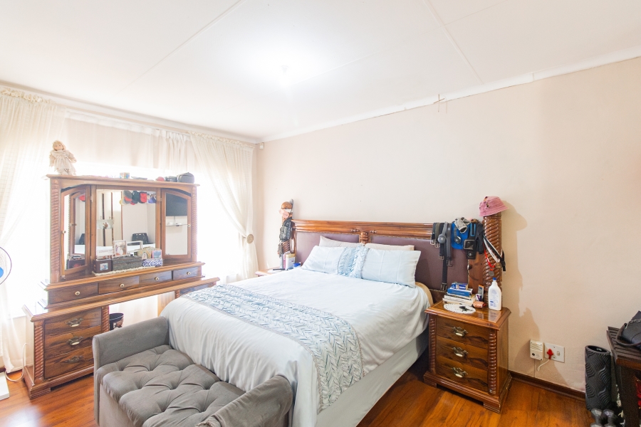 5 Bedroom Property for Sale in Bendor Limpopo