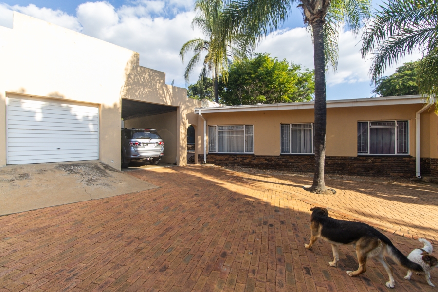 5 Bedroom Property for Sale in Bendor Limpopo