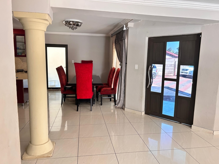 5 Bedroom Property for Sale in Louis Trichardt Limpopo