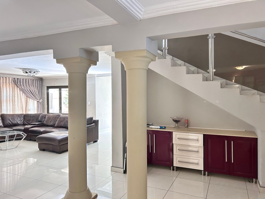 5 Bedroom Property for Sale in Louis Trichardt Limpopo