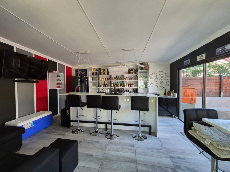 5 Bedroom Property for Sale in Phalaborwa Limpopo