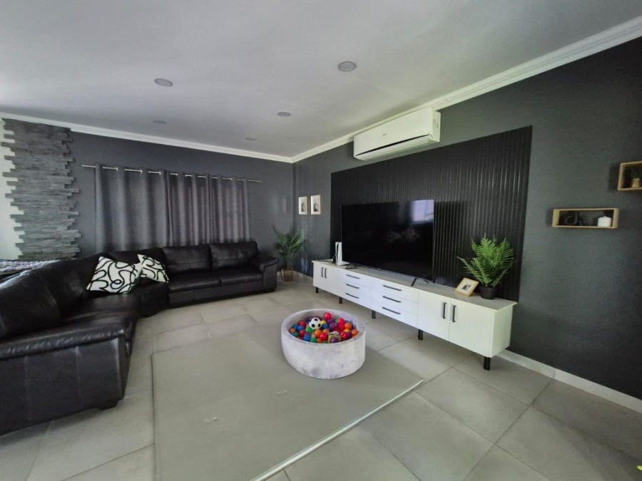 5 Bedroom Property for Sale in Phalaborwa Limpopo