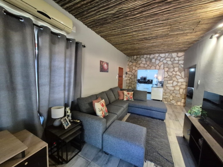 5 Bedroom Property for Sale in Phalaborwa Limpopo