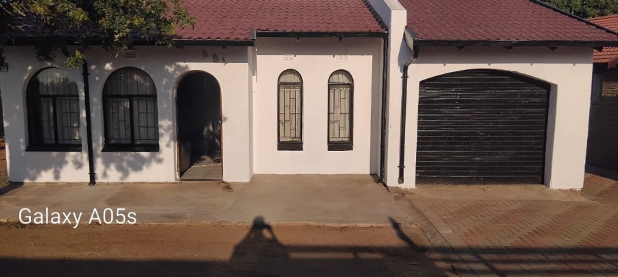 3 Bedroom Property for Sale in Namakgale Limpopo