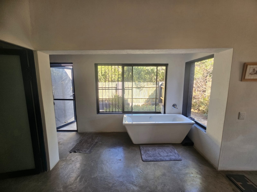 To Let 3 Bedroom Property for Rent in Moditlo Wildlife Estate Limpopo