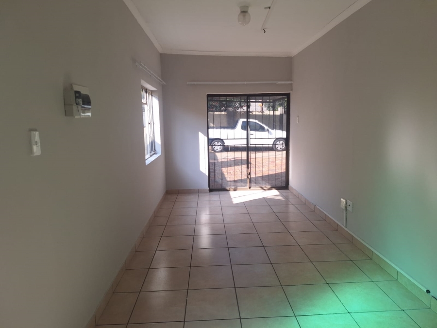 To Let 2 Bedroom Property for Rent in Polokwane Central Limpopo