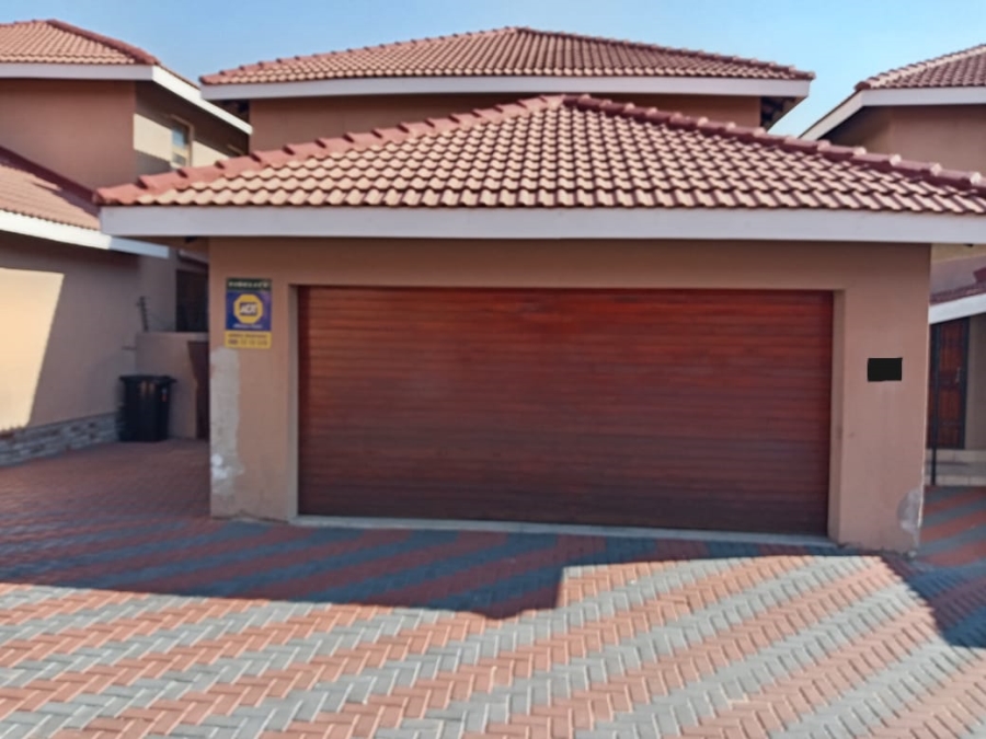 3 Bedroom Property for Sale in Casa Acacia Limpopo