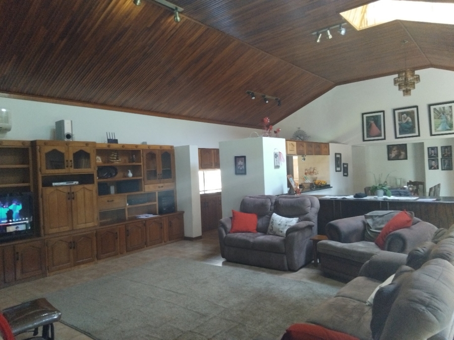 5 Bedroom Property for Sale in Welgelegen Limpopo