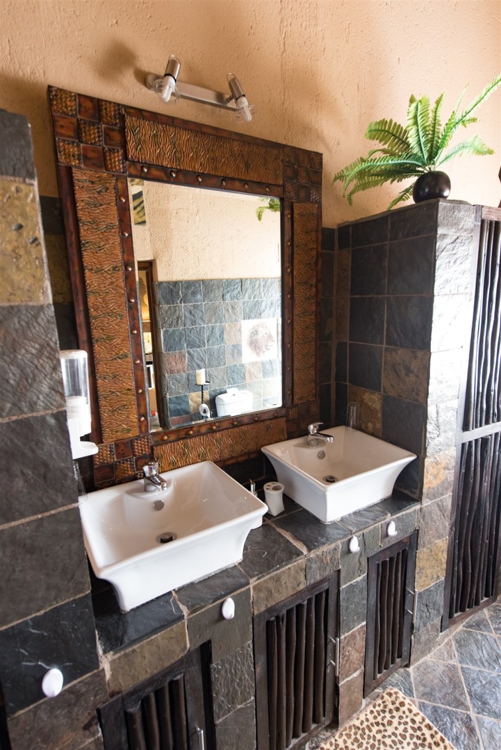 Commercial Property for Sale in Hoedspruit Wildlife Estate Limpopo