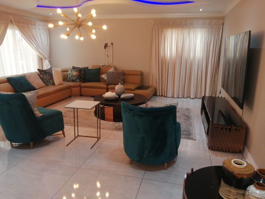 5 Bedroom Property for Sale in Bendor Limpopo