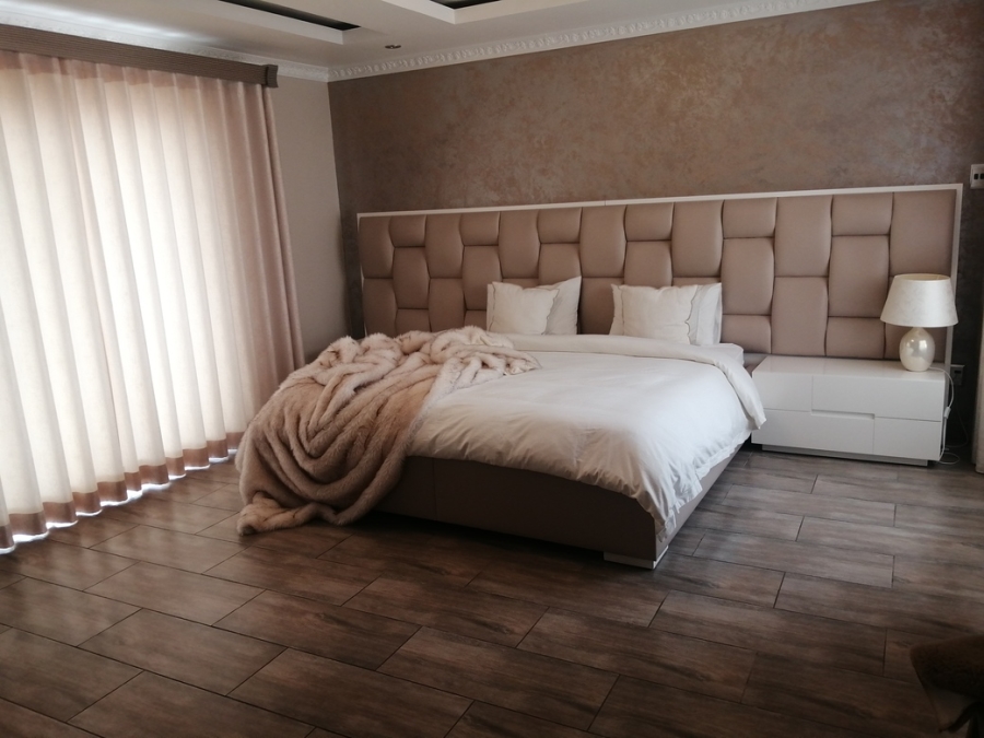5 Bedroom Property for Sale in Bendor Limpopo
