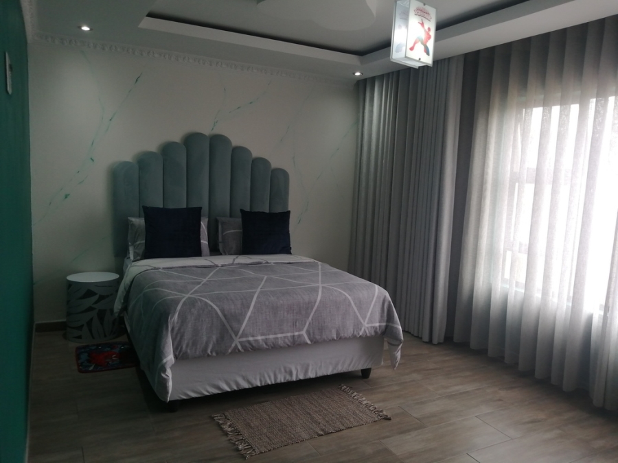 5 Bedroom Property for Sale in Bendor Limpopo