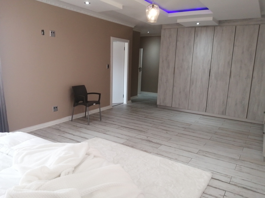 5 Bedroom Property for Sale in Bendor Limpopo