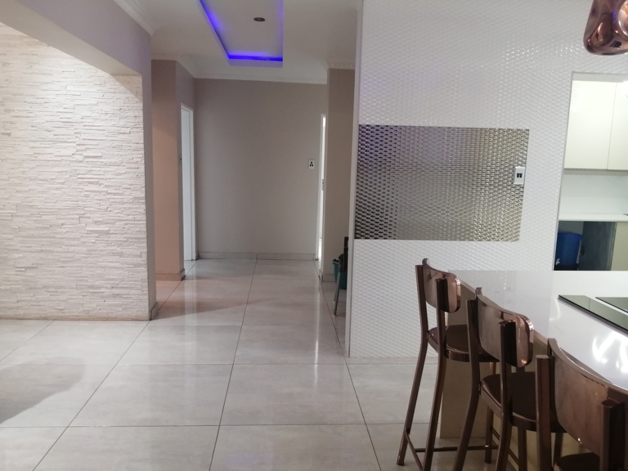 5 Bedroom Property for Sale in Bendor Limpopo