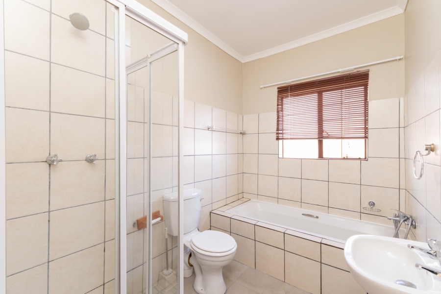 2 Bedroom Property for Sale in Waterberry Country Estate Limpopo