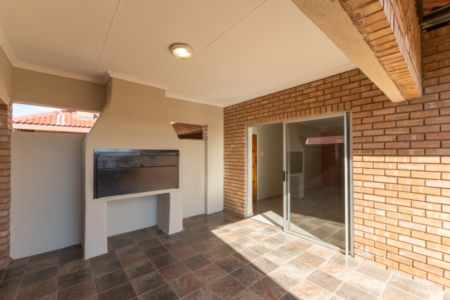 2 Bedroom Property for Sale in Waterberry Country Estate Limpopo