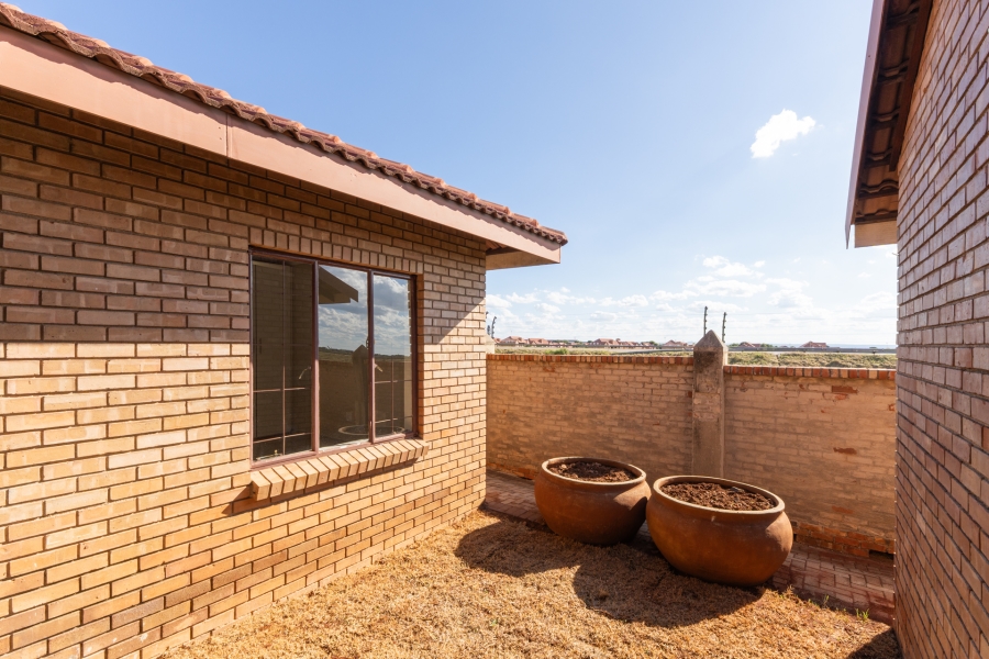 2 Bedroom Property for Sale in Waterberry Country Estate Limpopo