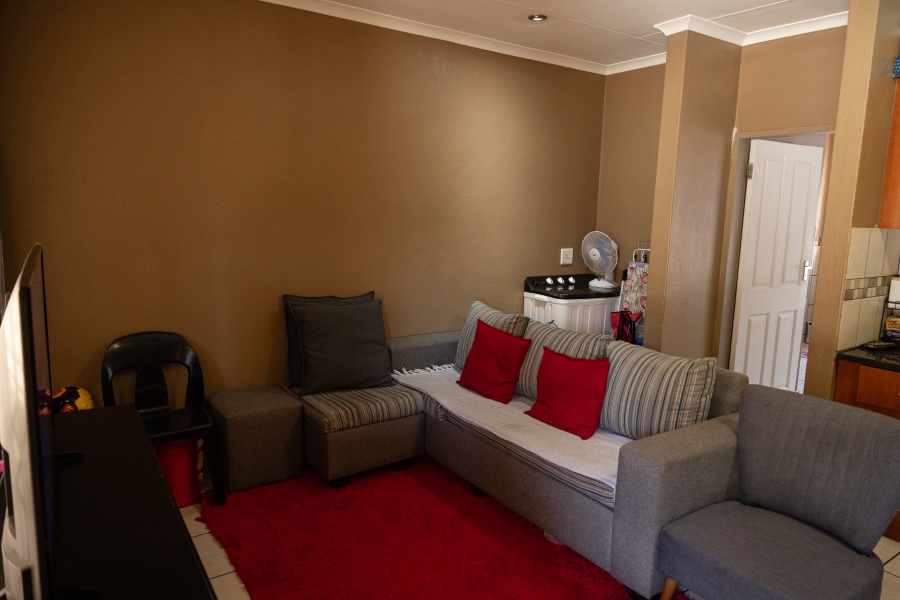 1 Bedroom Property for Sale in Agatha Park Limpopo