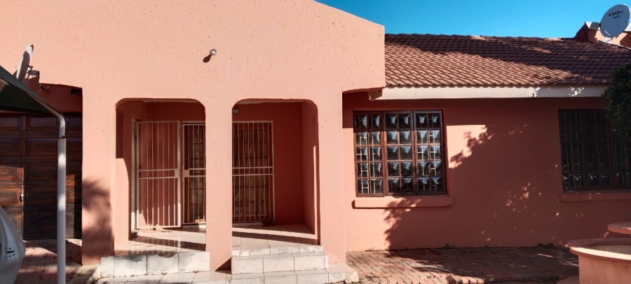 3 Bedroom Property for Sale in Flora Park Limpopo