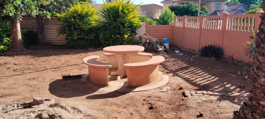 3 Bedroom Property for Sale in Flora Park Limpopo