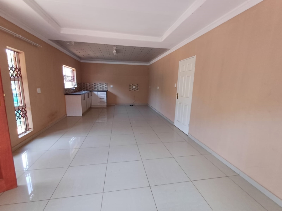 10 Bedroom Property for Sale in Louis Trichardt Limpopo