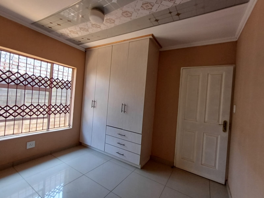 10 Bedroom Property for Sale in Louis Trichardt Limpopo